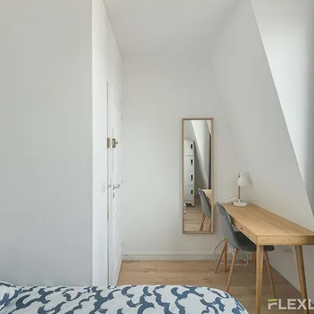 Flexliving - Whole - Houel Apartment Paris